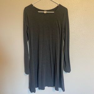 Old navy long sleeve grey tee shirt dress medium
